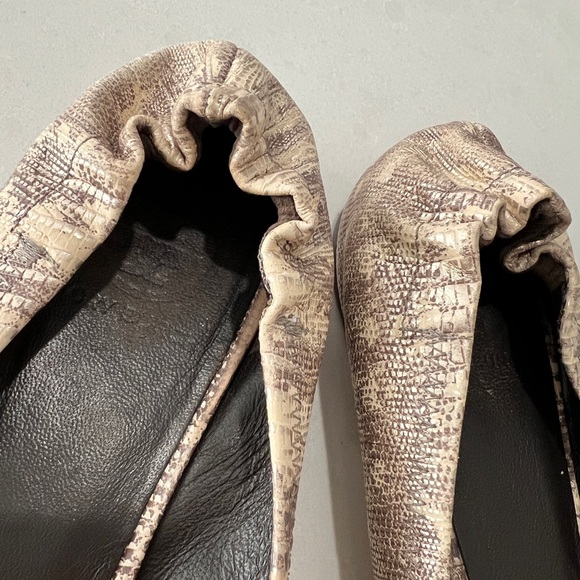 Tory Burch Reva Snakeskin print Ballet Flat - Picture 4 of 13